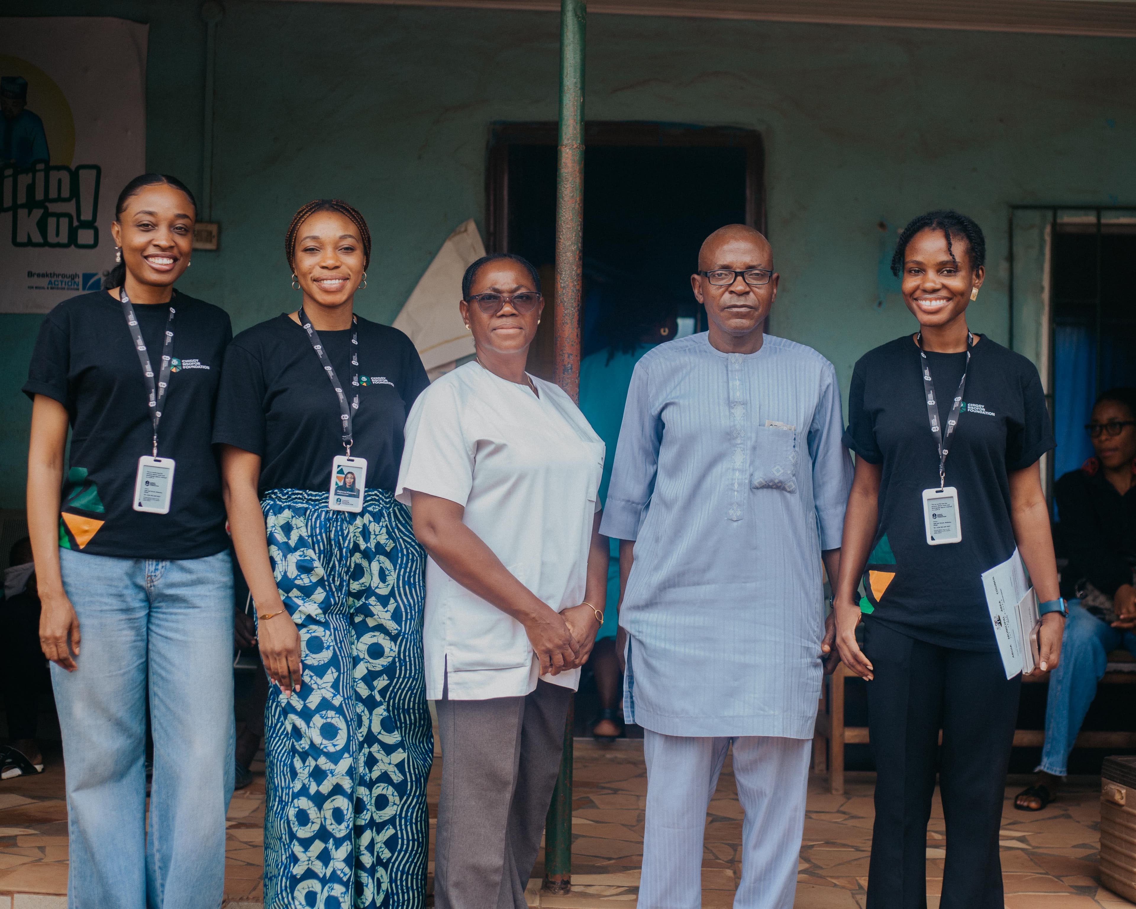 CNF team and Jikwoyi Primary Health Care staff at a drug donation outreach